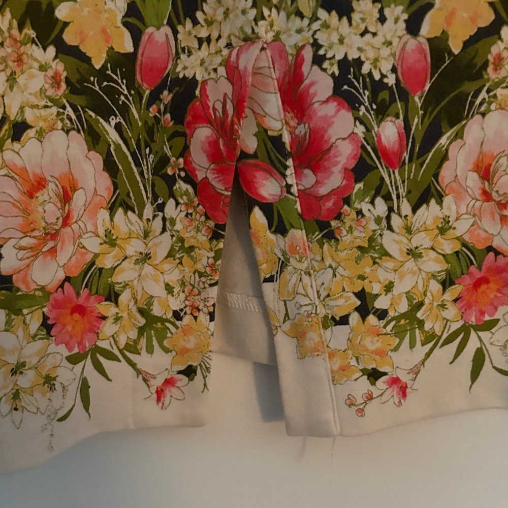 J. Jill Charcoal Gray Floral Pencil Skirt - Picture 2 of 6